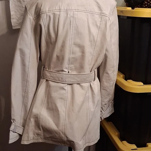 Wilson's Women's Cream Leather Jacket Size Large - Picture 6 of 11